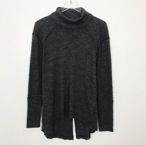 FREE PEOPLE Split Back Turtleneck Black M